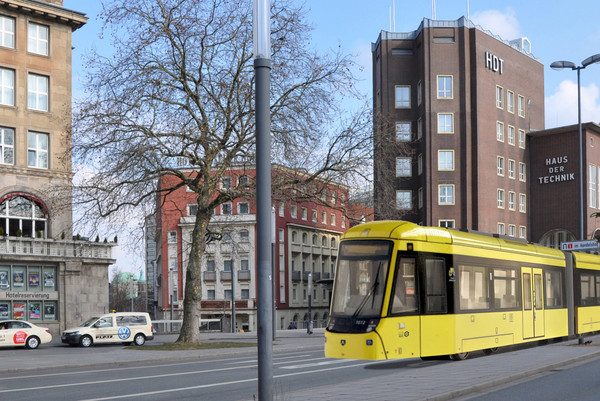 Ruhrbahn fährt durch Essen