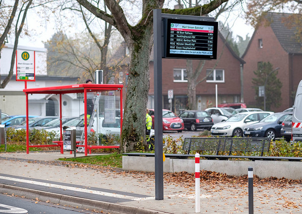Bushaltestelle am Bahnhof Marl-Sinsen